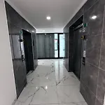 Apartament In In The Center By The Sea