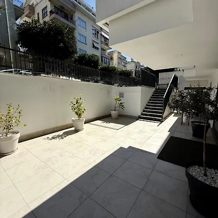 In In The Center By The Sea