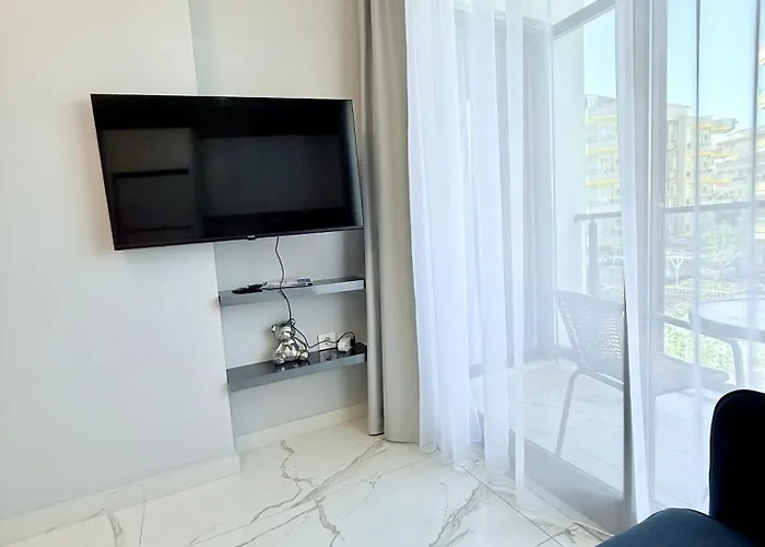 Apartment In In The Center By The Sea *