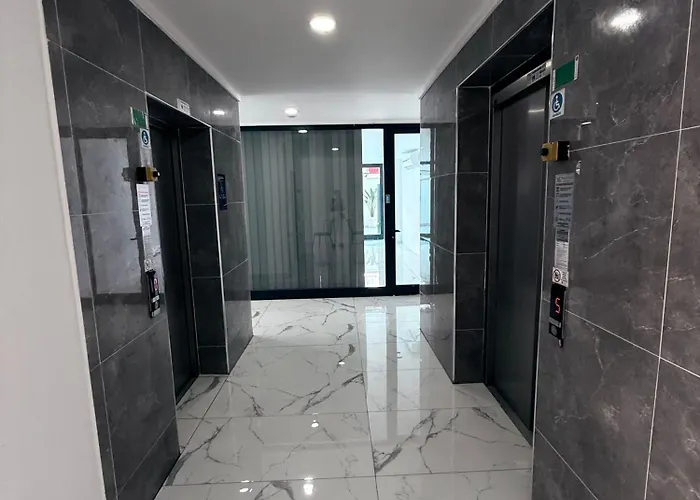 Apartment In In The Center By The Sea