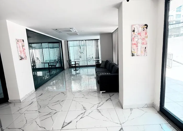 Apartment In In The Center By The Sea *