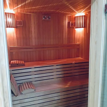 In In The Center By The Sea Apartament