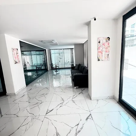 Apartament In In The Center By The Sea *