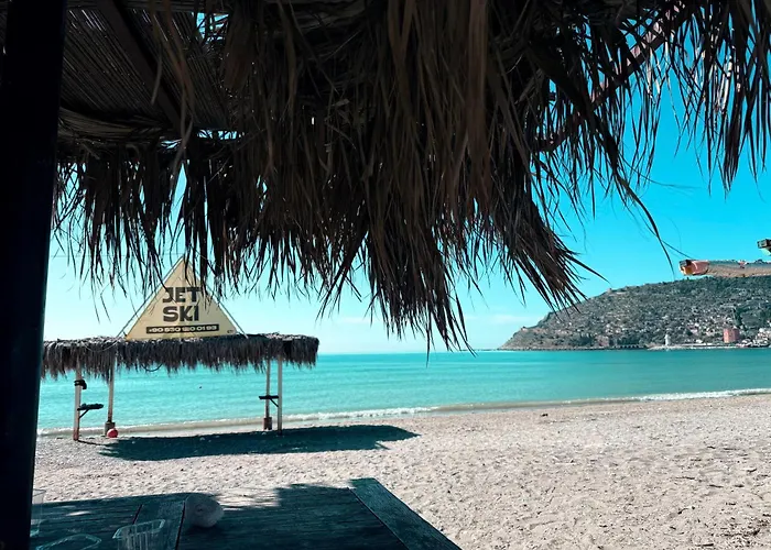 In In The Center By The Sea